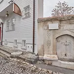 White Palace Old Boutique Otel 5*