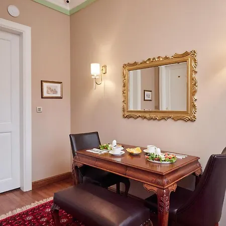 White Palace Old Boutique イスタンブール