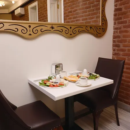 Hotel White Palace Old Boutique 5*