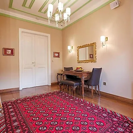 White Palace Old Boutique 5*