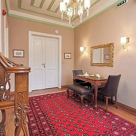 White Palace Old Boutique 5*