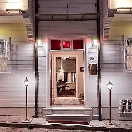 Hotel White Palace Old Boutique 5*