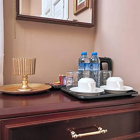 White Palace Old Boutique Hotel 5*